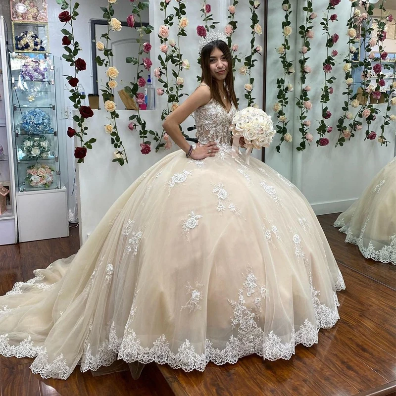 

ANGELSBRIDEP Ivory Quinceanera Dresses Sweet 15 Party Pageant Lace Crystal Beads Tulle Corset Ball Gowns Birthday Princess HOT