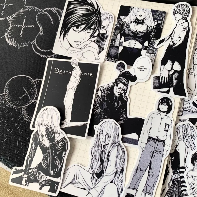 Cuscino Quadrato Death Note – 28x28 Cm – 100% Cotone Con Imbottitura – Manga Anime L Yagami – Bianco