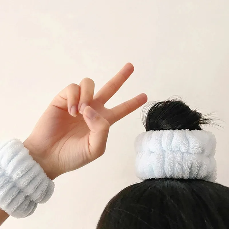Wrist Washband Microfiber Wrist Wash Towel Band Wristband Scrunchies for Wash Face Absorbent Wrist Sweatband for Women Headband