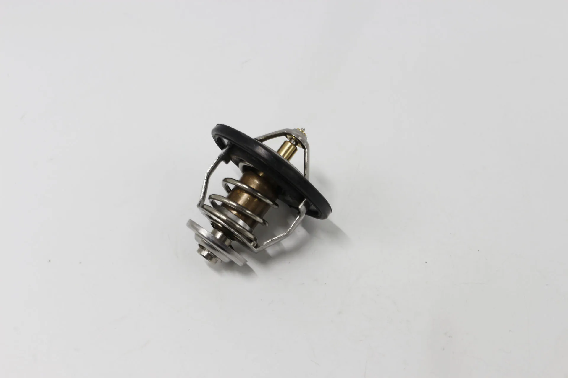 Engine Coolant Thermostat 255002E000 1Pc For Hyundai Tucson ix35 Sonata For Kia Forte Sportage