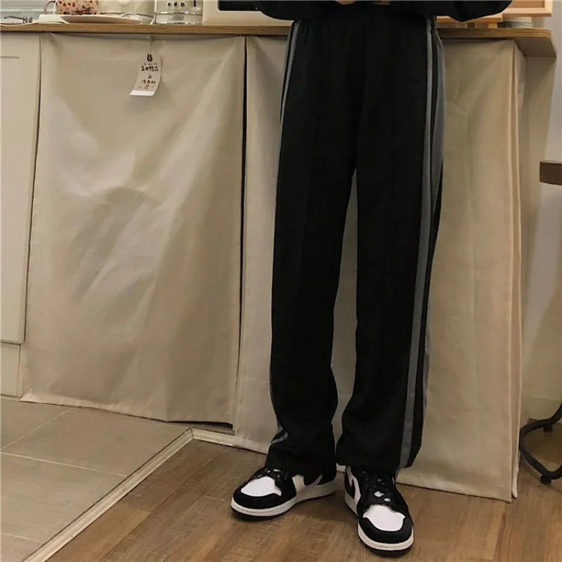 Fashion Preppy Style Loose Student Striped Sports Casual Straight Pants Men Elastic Waist Drawstring Pocket Wide Leg Trousers