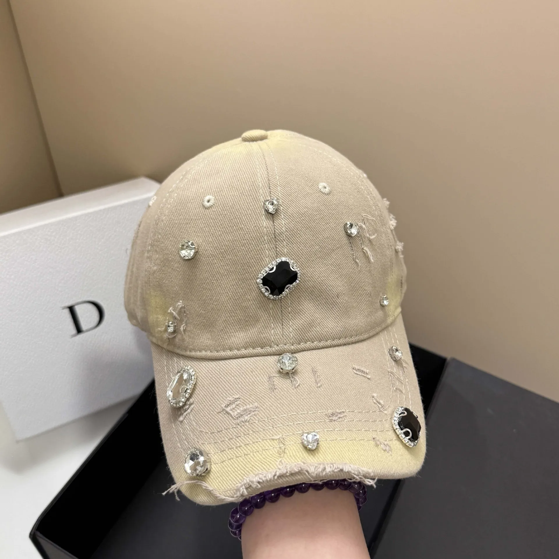 Punk-Style Baumwoll-Baseballkappe mit Löchern, Modische Streetwear Hip-Hop-Kappe, Verstellbare Snapback Sonnenschutz-Visiermütze für Tennis und Golf – Detail 35
