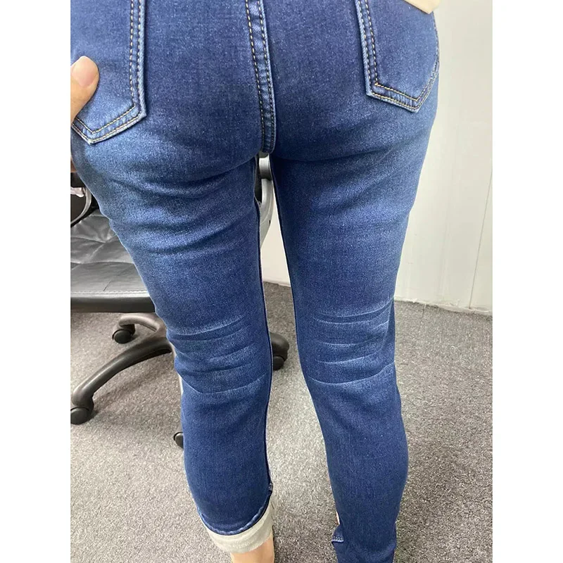 여성용 온열 청바지 겨울용 눈 따뜻한 봉제 스트레치 청바지 숙녀용 스키니 핏 두꺼운 플리스 데님 긴 바지 레트로 파란색 펜슬 바지