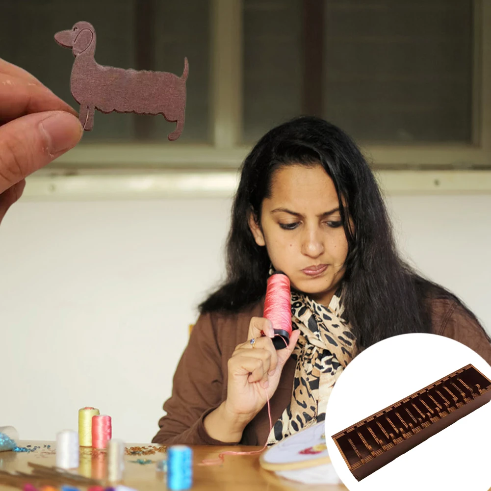 Wooden Bobbin Set with Animal Shapes Sewing Thread and Bobbin Holder for DIY Sewing Storage Tool