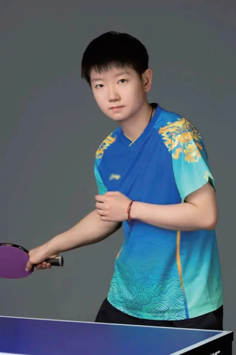 Men's and Women's Table Tennis T-shirt Shorts Quick drying breathable light competition clothing Badminton