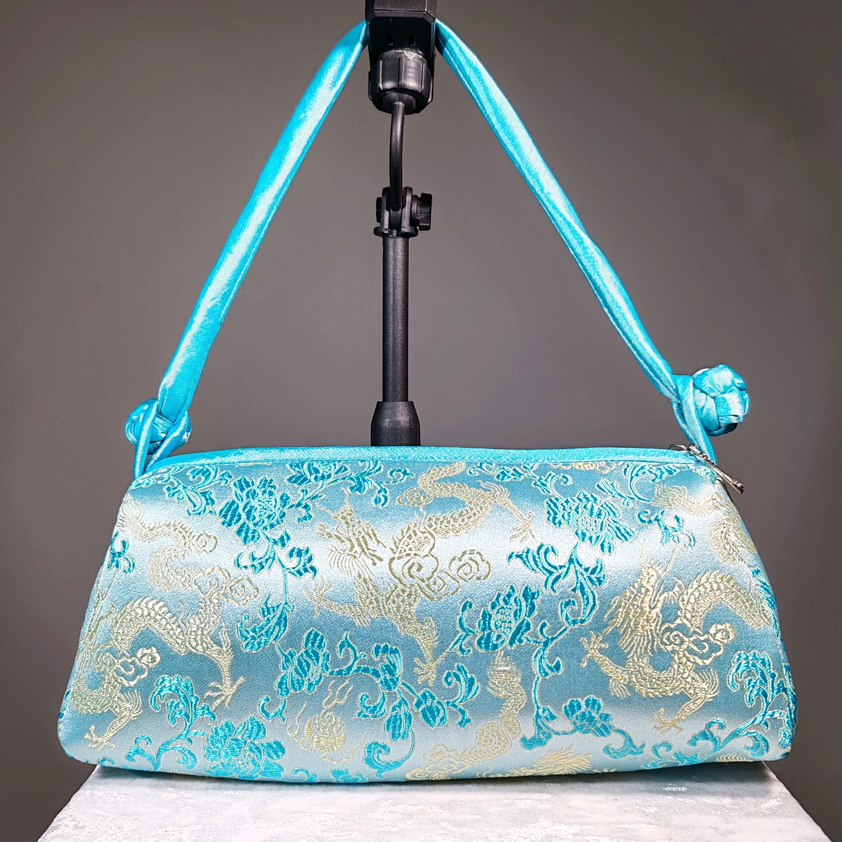ตัวเลือกสินค้า กระเป๋าถือผู้หญิงหรูหรา งานปักผ้าไหม น่ารัก แฟชั่น Cheongsam