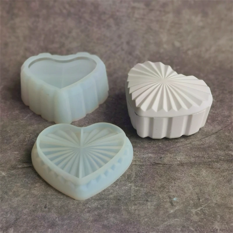 Striped Love Heart Gypsum Jar Plaster Storage Box With Lid