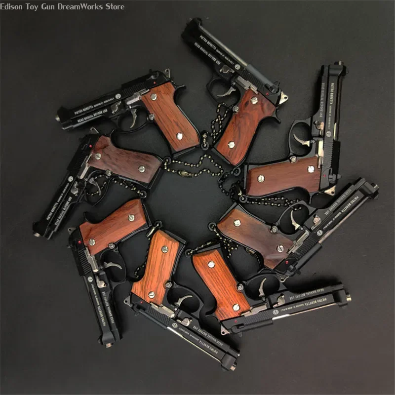 

1:3 Solid Wood Handle M92F Metal Keychain Model Toy Gun Miniature Alloy Pistol Collection Toy Gift Pendant
