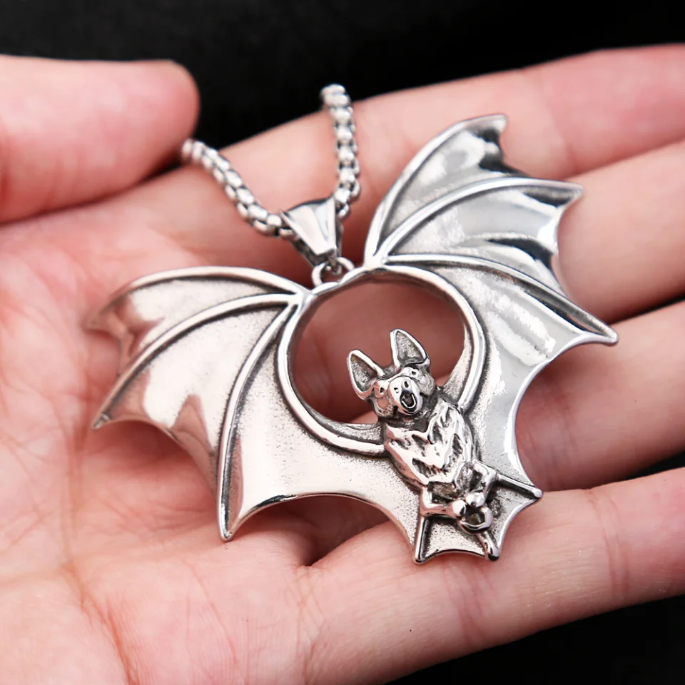 GulCean Collana Pipistrello Uomo Donna In Acciaio Inox - Ispirata A Batman, Regalo Gotico