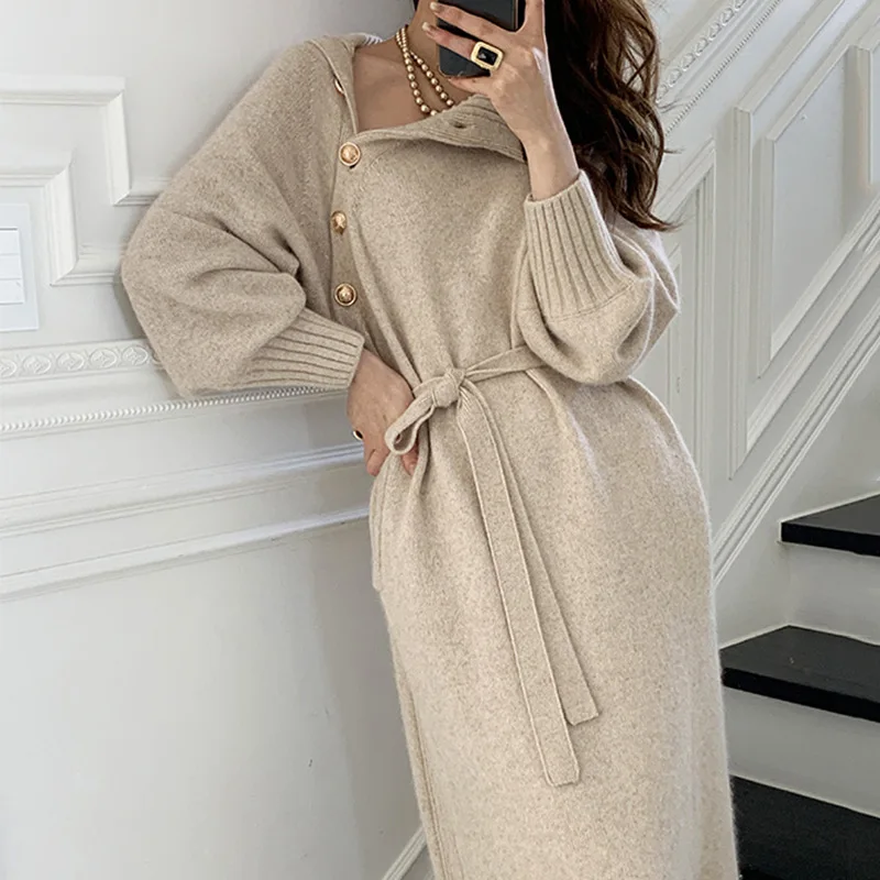 

2024 autumn/winter new French vintage with coat with sweater long over the knee bottom knit dress women