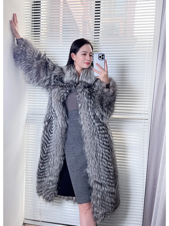 女性の本物のシルバーフォックスファーコート厚く暖かい毛皮の