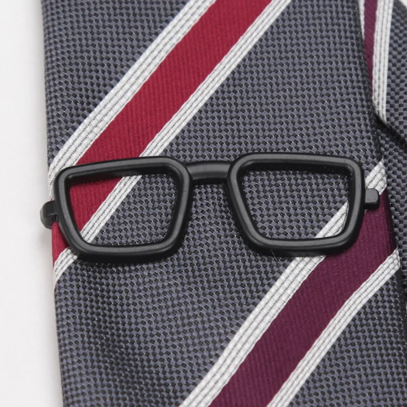 Men's Tie Clips Fashion Style Tie Clip for Men Practical Necktie Clasp Gift Black Necktie Bar Clasp Gentlemen Classy Accessories