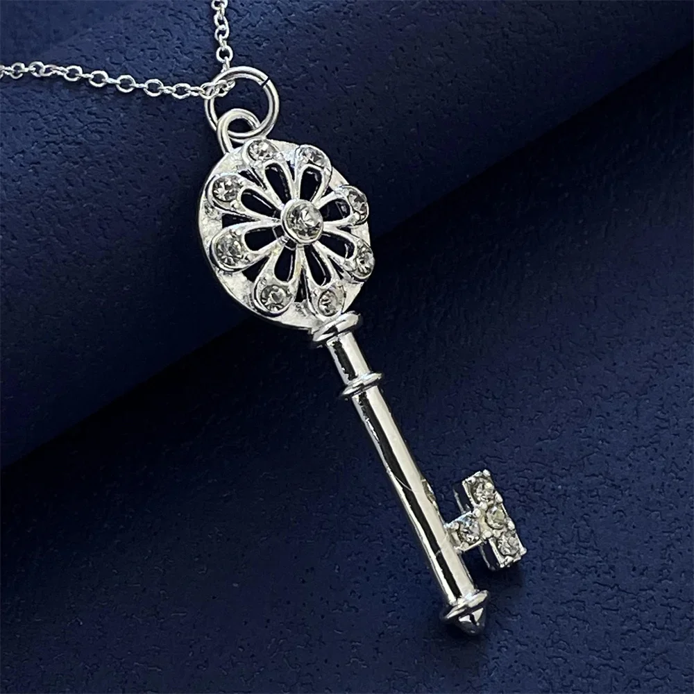 925 Silver Necklace With Round Key Inlaid Zircon Pendant, Suitable For Men And Women To Wear Daily