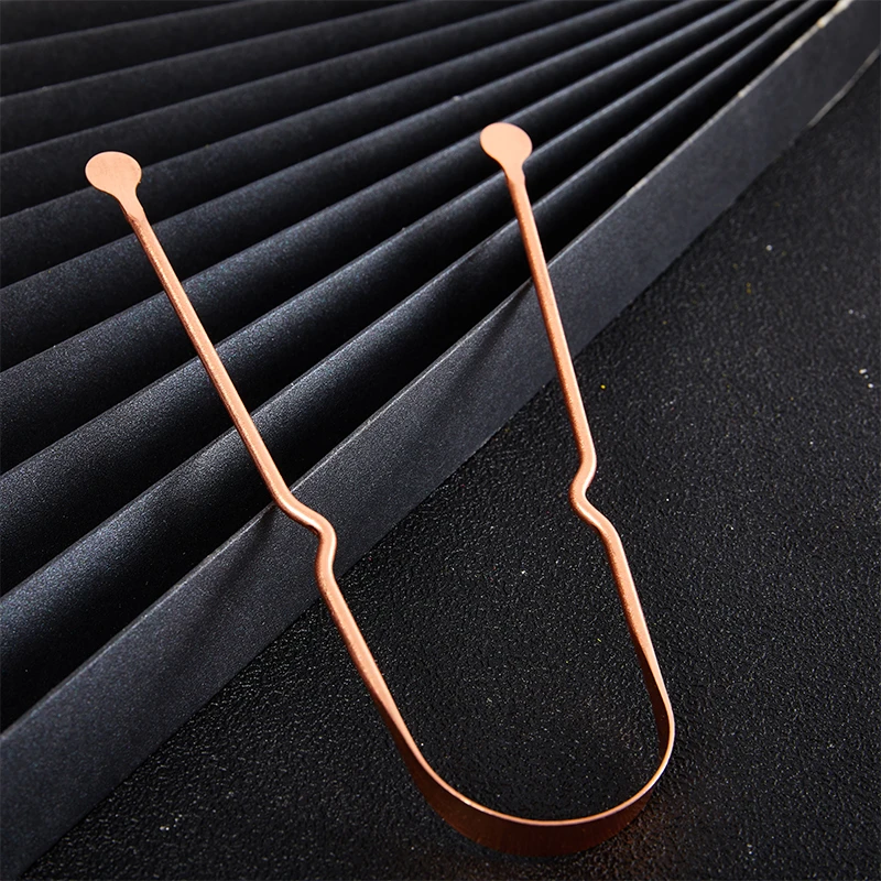 

1Pc Simple Copper Tongue Scraper Cleaner Fresh Breath Dental Cleaning Health Oral Care Hygiene Tools
