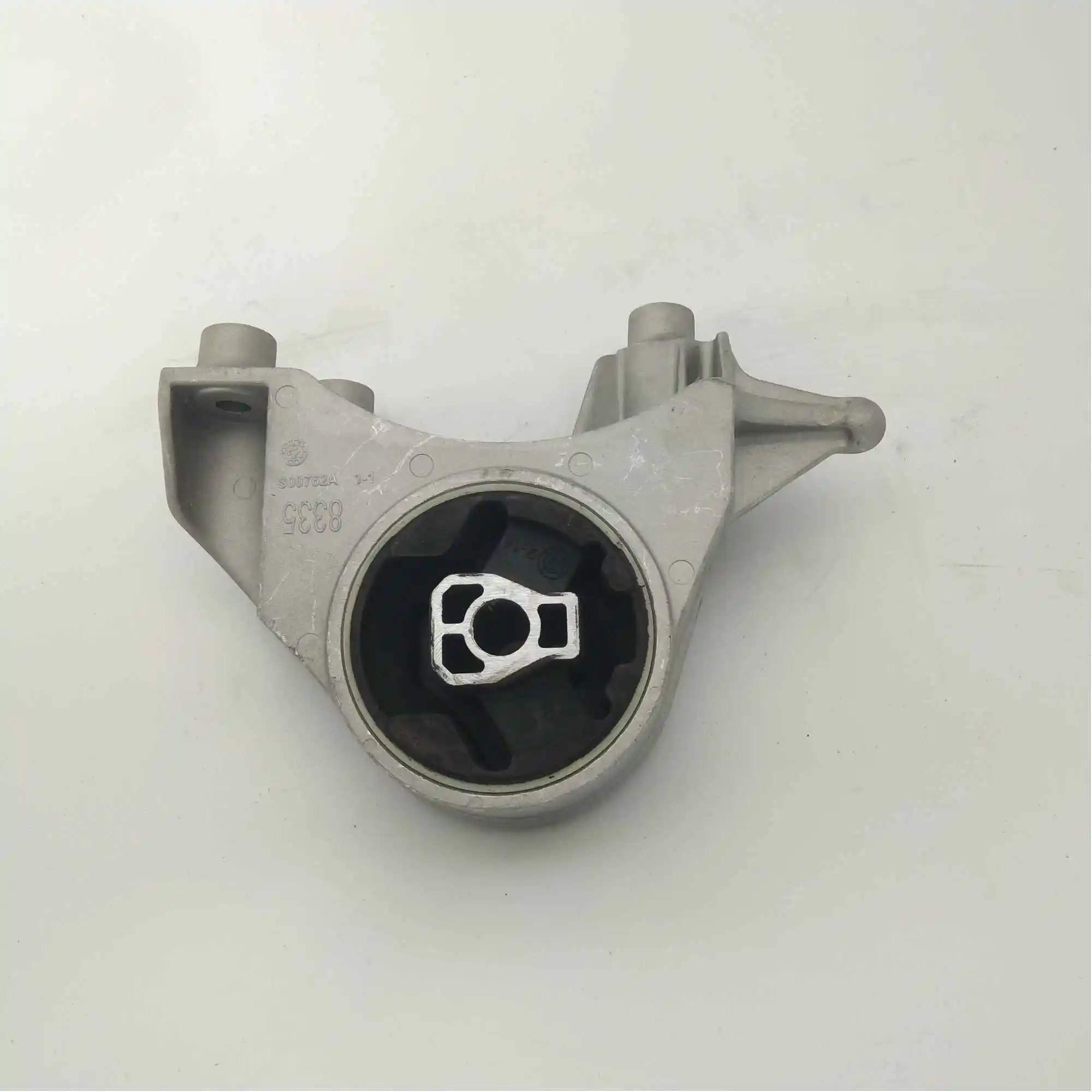 Motor Engine Mount For Chevrolet for Opel Antara 25888335 94543722