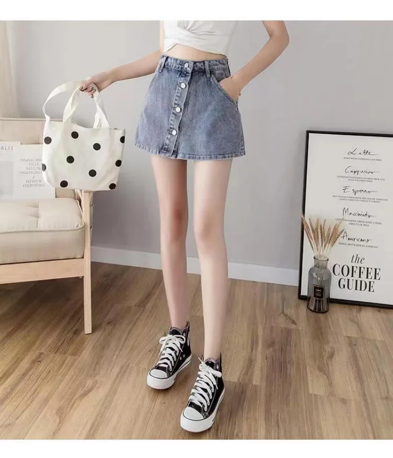 Рисунок 6 - Шорты женские джинсовые с завышенной талией