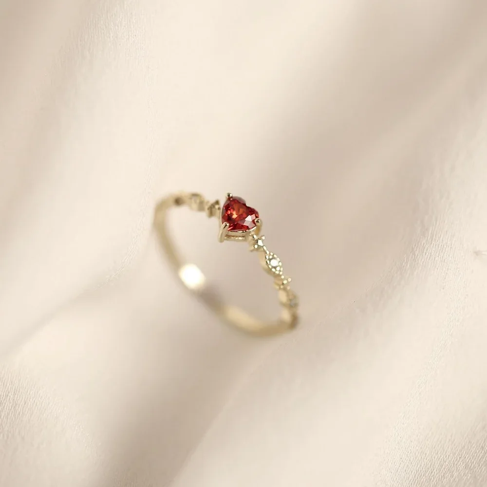 High Quality Red Heart Crystal Adjustable Rings for Women Charm Gold Color Stainless Steel Zircon Bride Finger Jewelry Colorfast