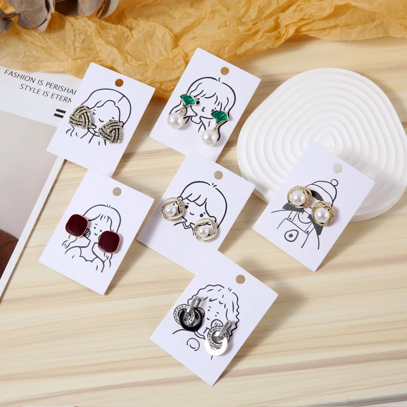 

Hot Sale 20Pcs/Lot Paper Earrings Card 5x7cm Cute Girls Design Jewelry Holder Cards Favor Ear Studs Display Packaging Cards