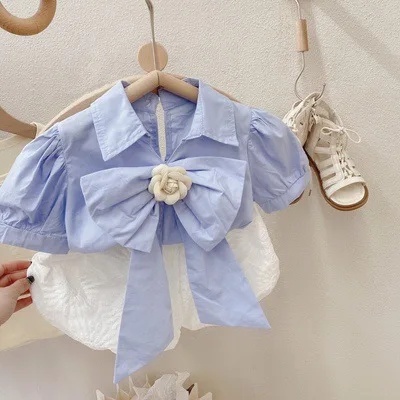 

Новинка лета 2022, комплект из двух предметов для девочек: рубашка с камелией и шорты с тыквой