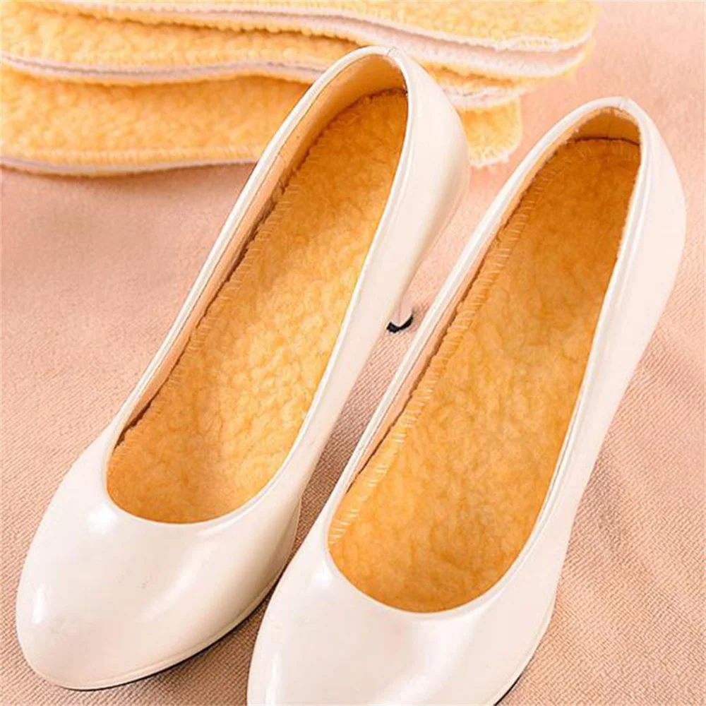 Unisex Fleece Warmer Shoes Pad Shoes Insoles SPORTSHUB Artificial Wool Insole Thickening Thermal Snow Boots Insoles NR0080