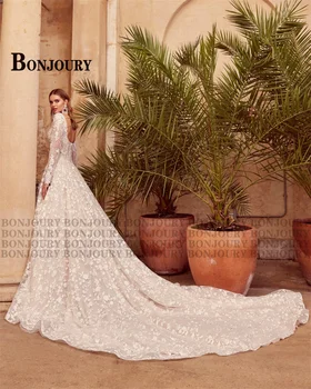 فستان زفاف كلاسيكي من BONJOURY للعروس بياقة مربعة على شكل حرف a وزر مزين بقطار ملكي فيستدوس نوفيس بودا مخصص 2