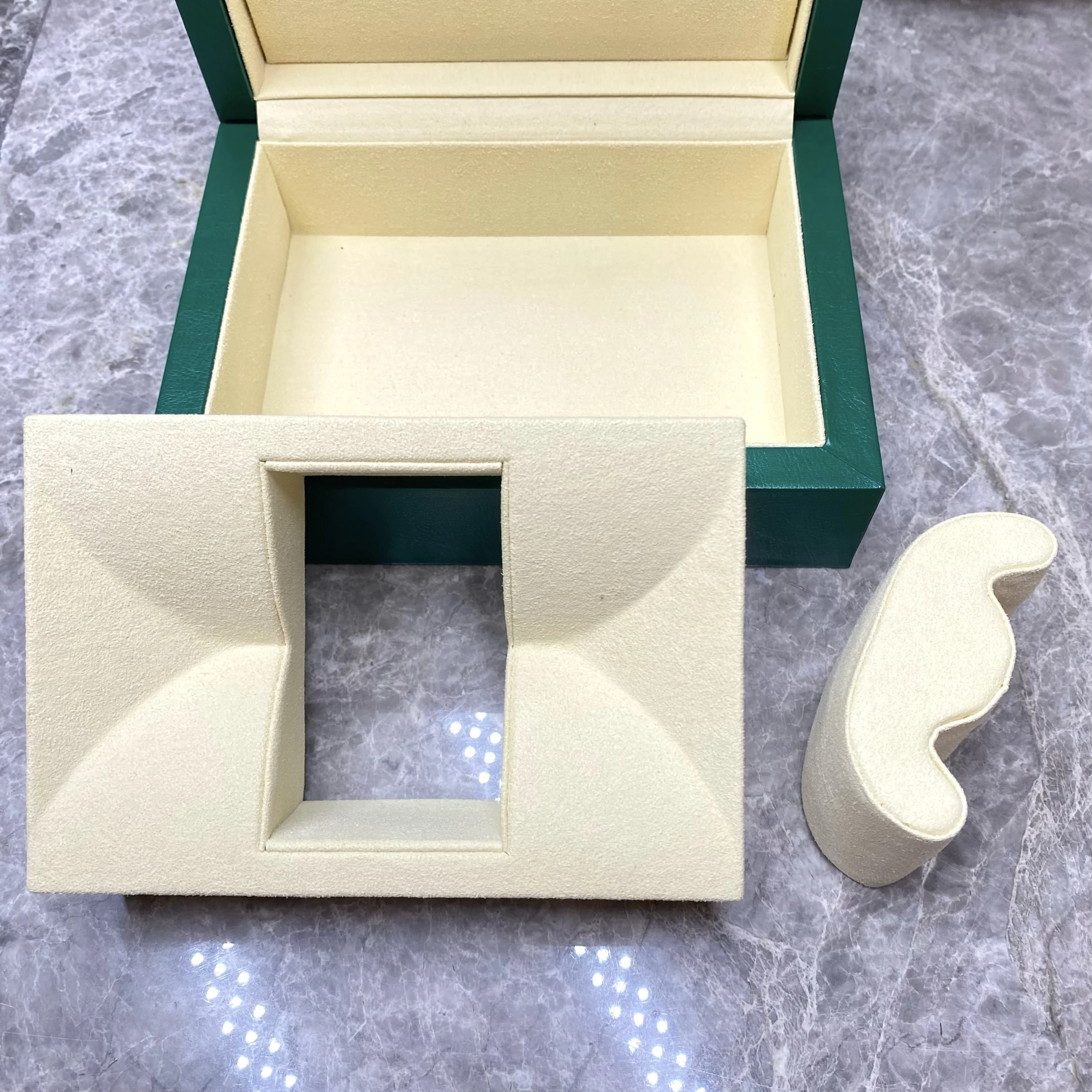 High Quality Luxury Green Watch Box Watch Accessories Watch Display Case Automatic Can Customized Top Super Watches Factory_voghion.com