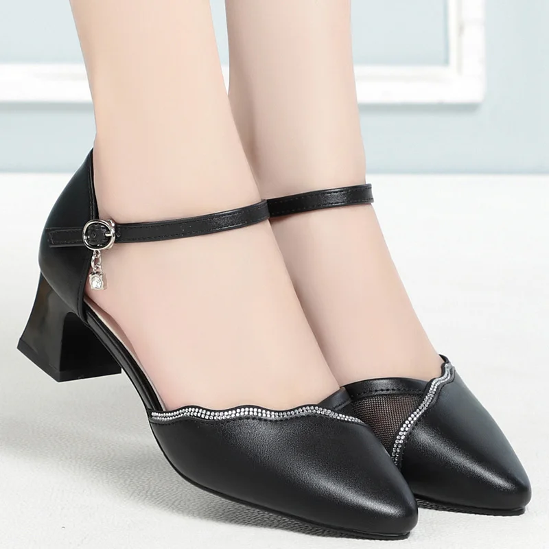 

Spring Autumn New Style Fashion Soft Leather Point Head Square Heel Women's Shoes Shallow Mouth Buckle Rhinestone Shoes