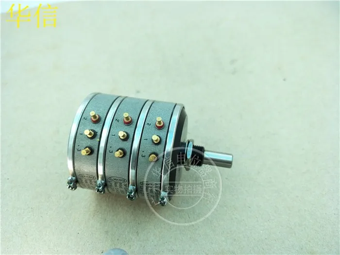 

British SP Eiettronica MOD 2025k triplet, conductive plastic potentiometer