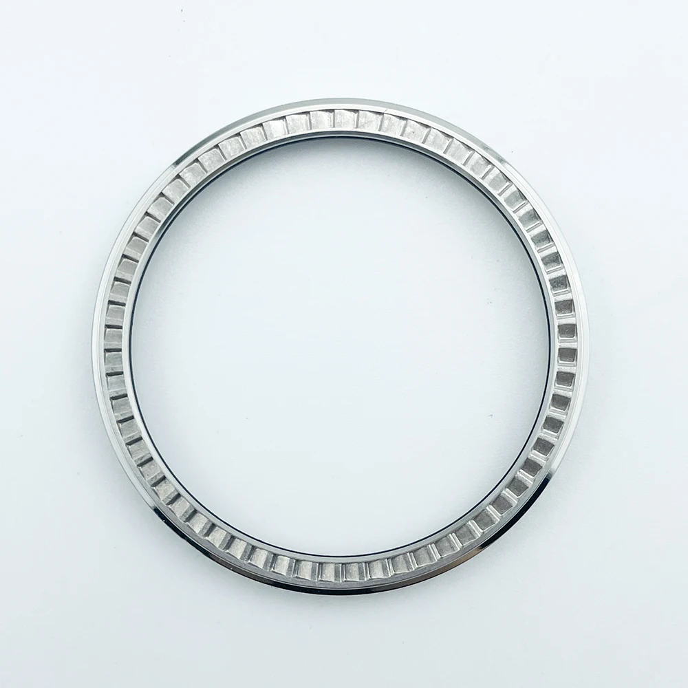 Slim Knurled Bezel - Polished 316L Stainless Steel, 120-Click Finish
