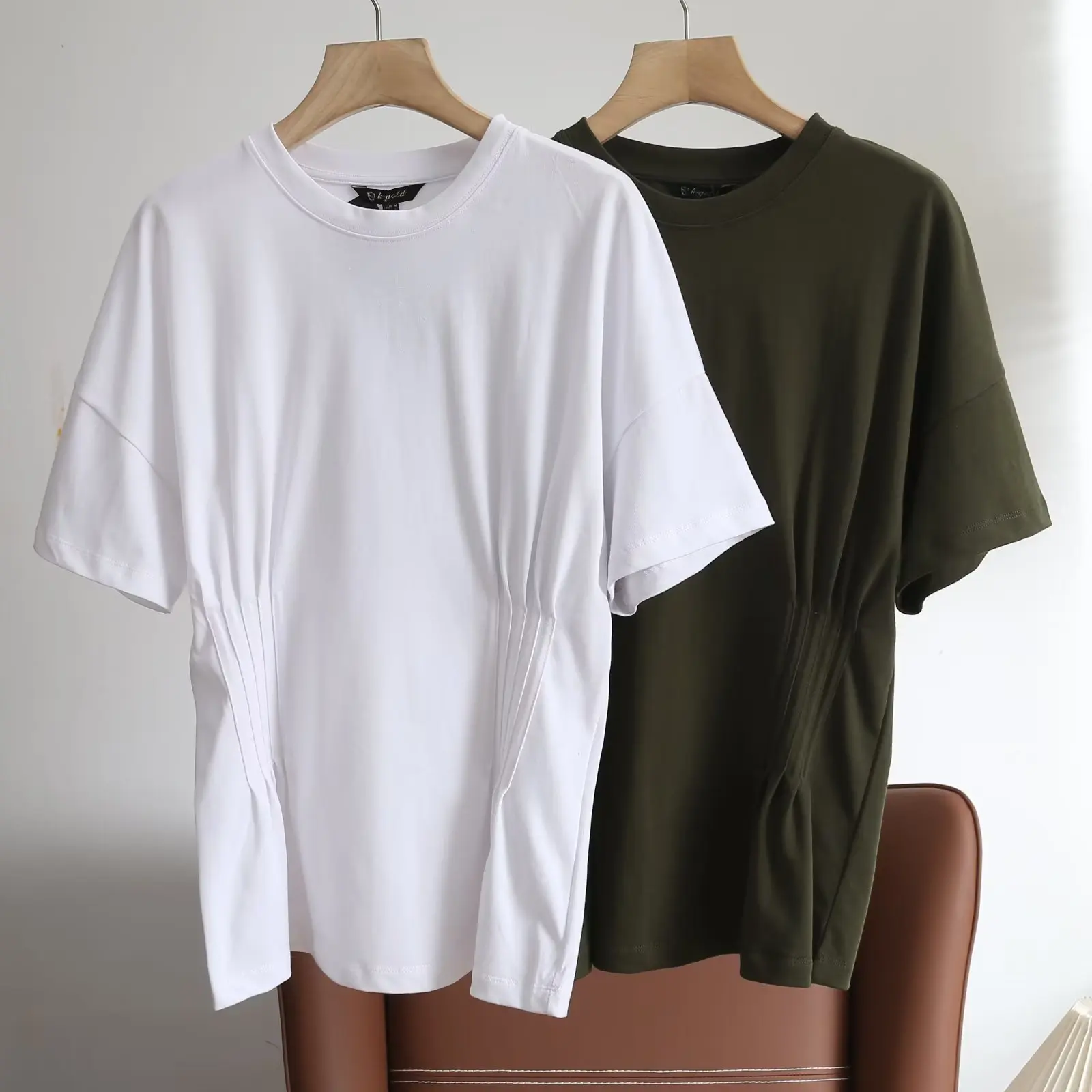 

Ladies 2023 Basic T-shirt Two-color Joker Casual T-shirt With Short Sleeves Slim Solid Color T-shirt Street Clothes Ladies' Top