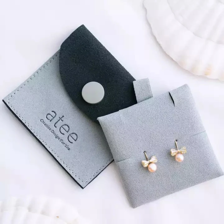 

100PCS 8x8cm Custom Logo Jewelry Package Green Microfiber Snap Button Gift Bag with Insert Pad Jewelry Pouch