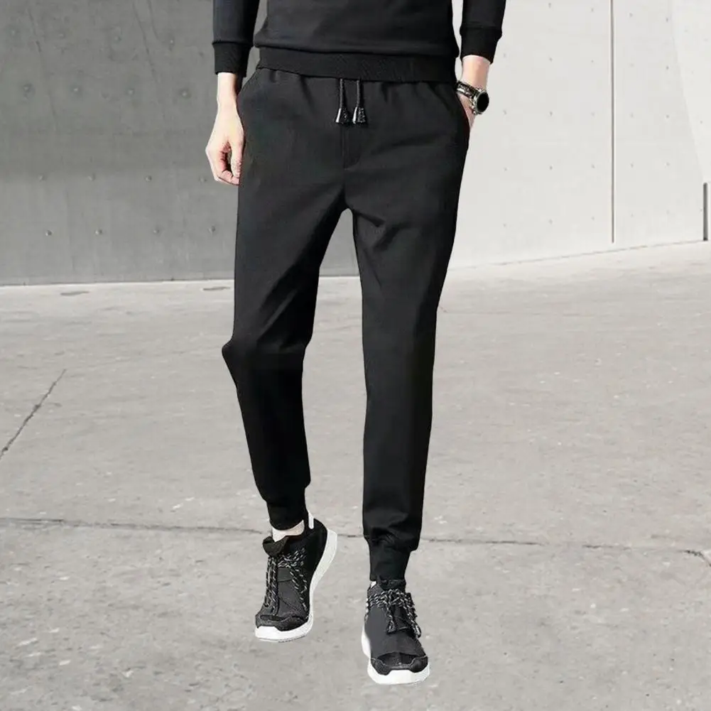

Cold Weather Sweatpants Ergonomic Design Sweatpants Warm Fleece-lined Men's Jogger Trousers Elastic Waist for Autumn/winter
