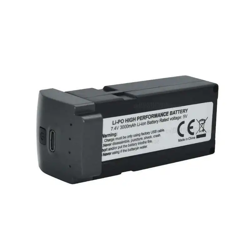 Empilage des 5 batteries violettes pour drone, accompagnées de leur câble USB de chargement.