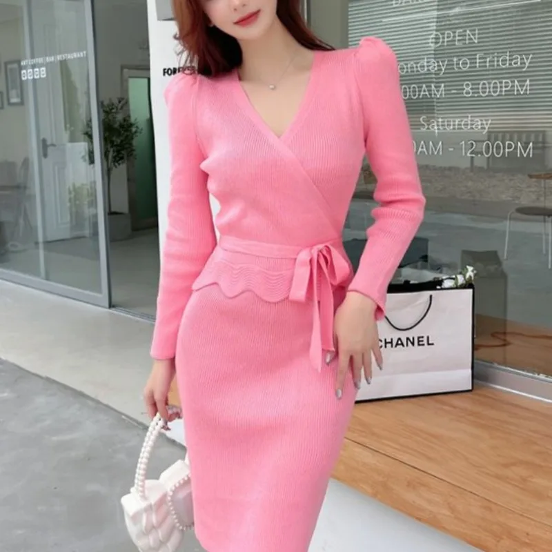 

Women's Autumn Winter Solid Color V-neck Tie Up Korean Version Versatile Long Sleeved Slim Fit Mid Length Wrapped Buttocks Dress