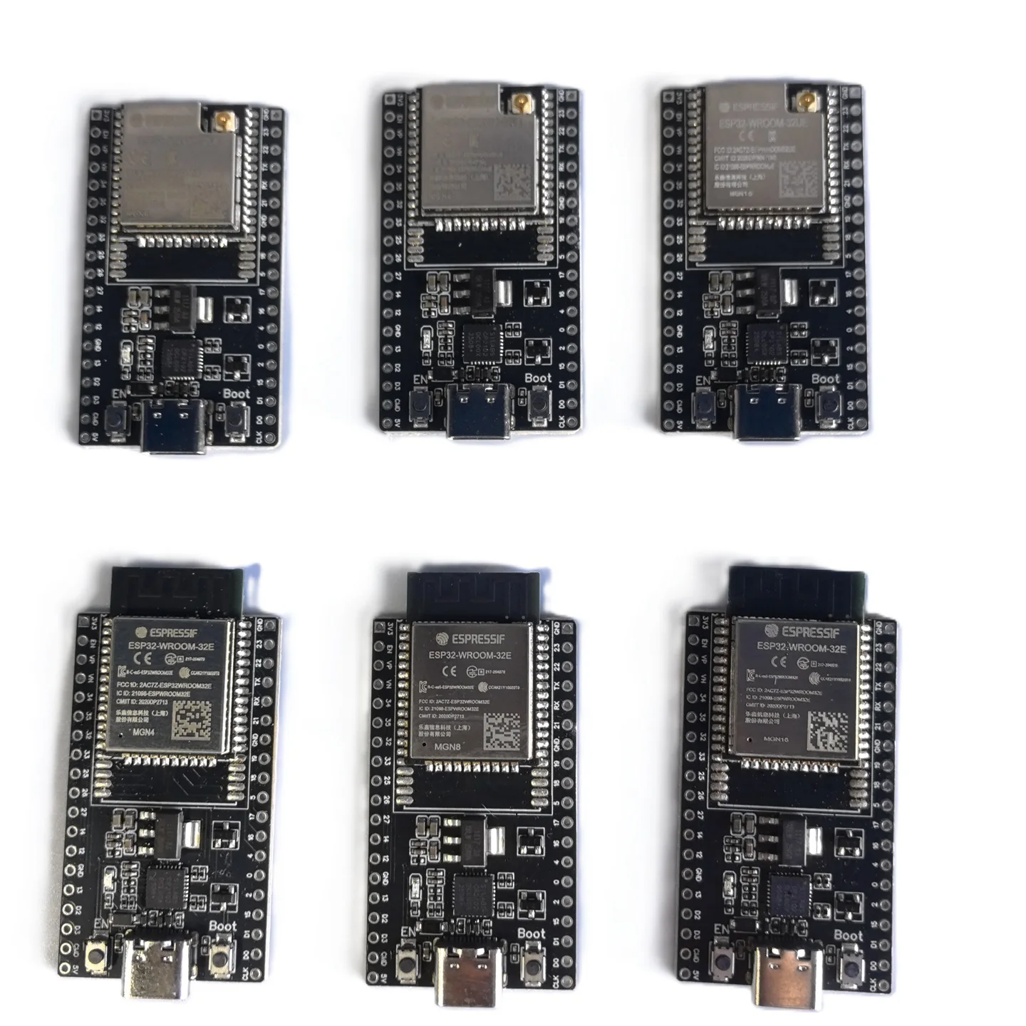 รูปสินค้า บอร์ดพัฒนา ESP32 สำหรับ IoT พร้อมโมดูล WROOM หน่วยความจำหลากหลาย