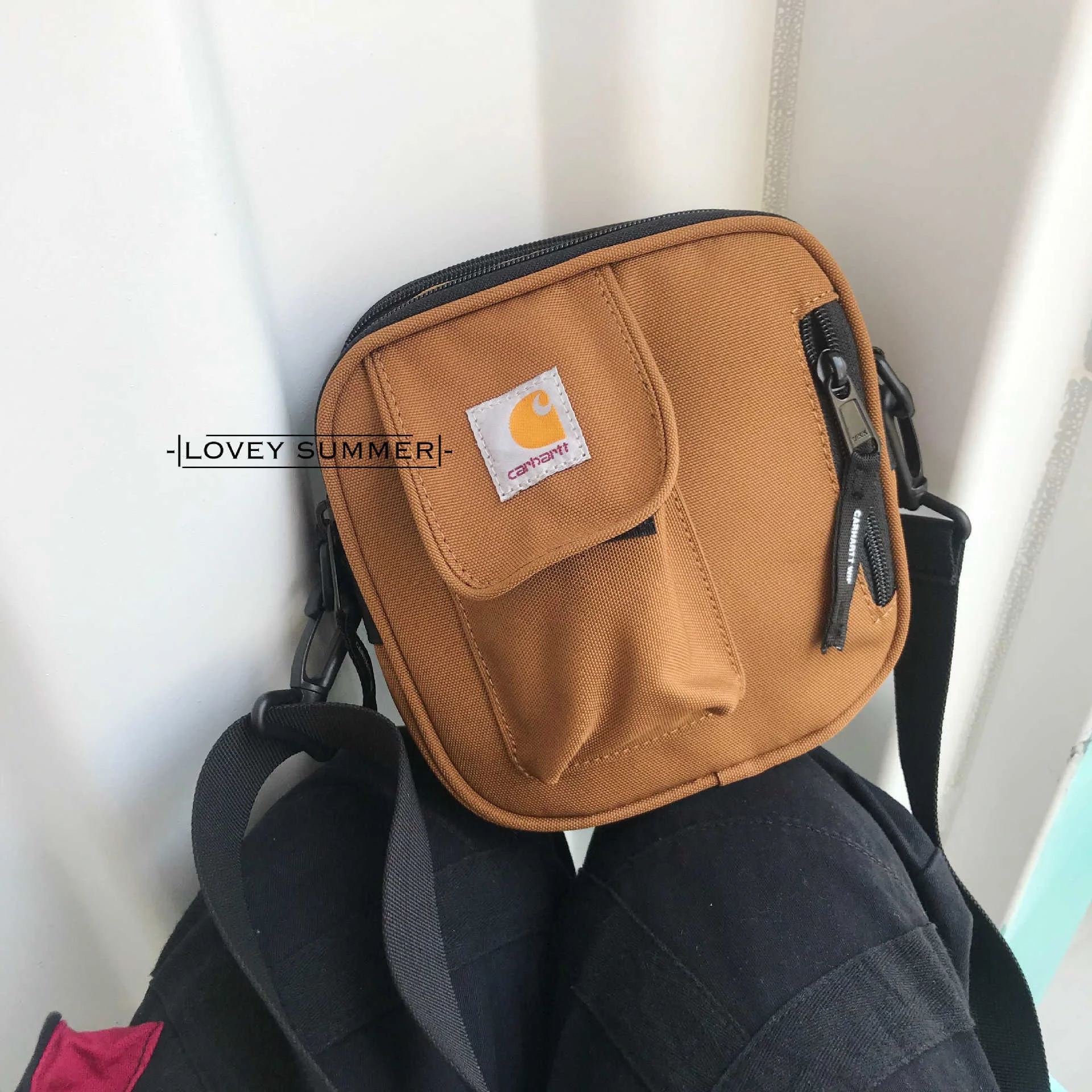 D3DFF306-54D9-45F3-BA6A-F3B956