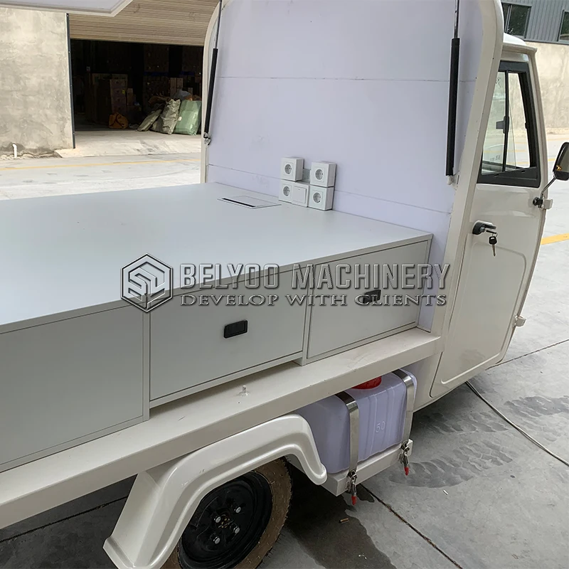 Description Picture 6 of itemBelyoo Electric Food Truck Fast Food Vending Cart Catering Cart Mobile Beer Bar Ice Cream Truck Tricycle Food Truck