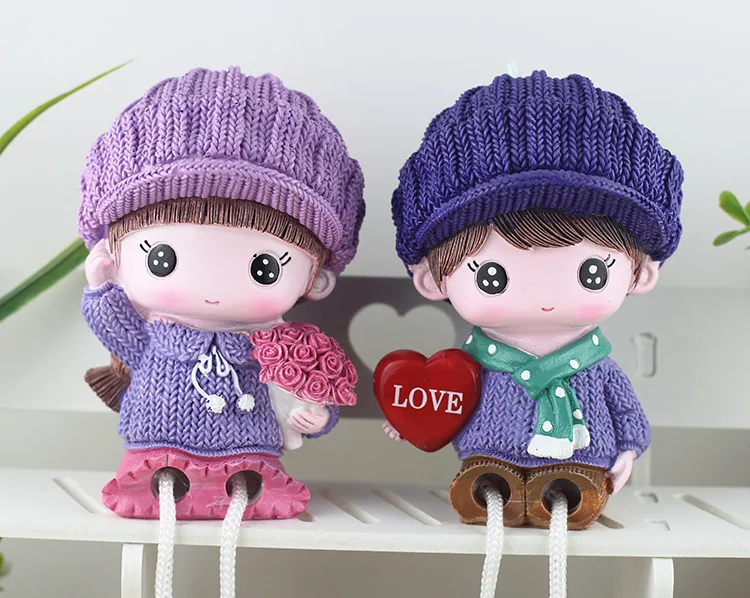 2pcs/set Miniature Ornaments Resin Dolls Hanging Feet Boy Girl Lovers Couple Figurines Craft Wedding Accessories Birthday Gifts