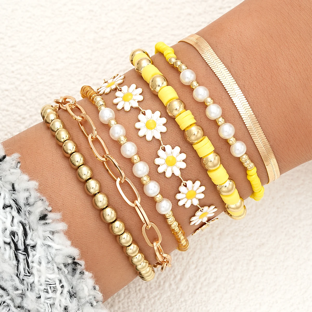 ■VINTAGE HOLLYWOOD■ Daisy Gemstone Bracelet VH2435BR005M MUSINSA | VINTAGE HOLLYWOOD Daisy Gemstone Bracelet_VH2435BR005M