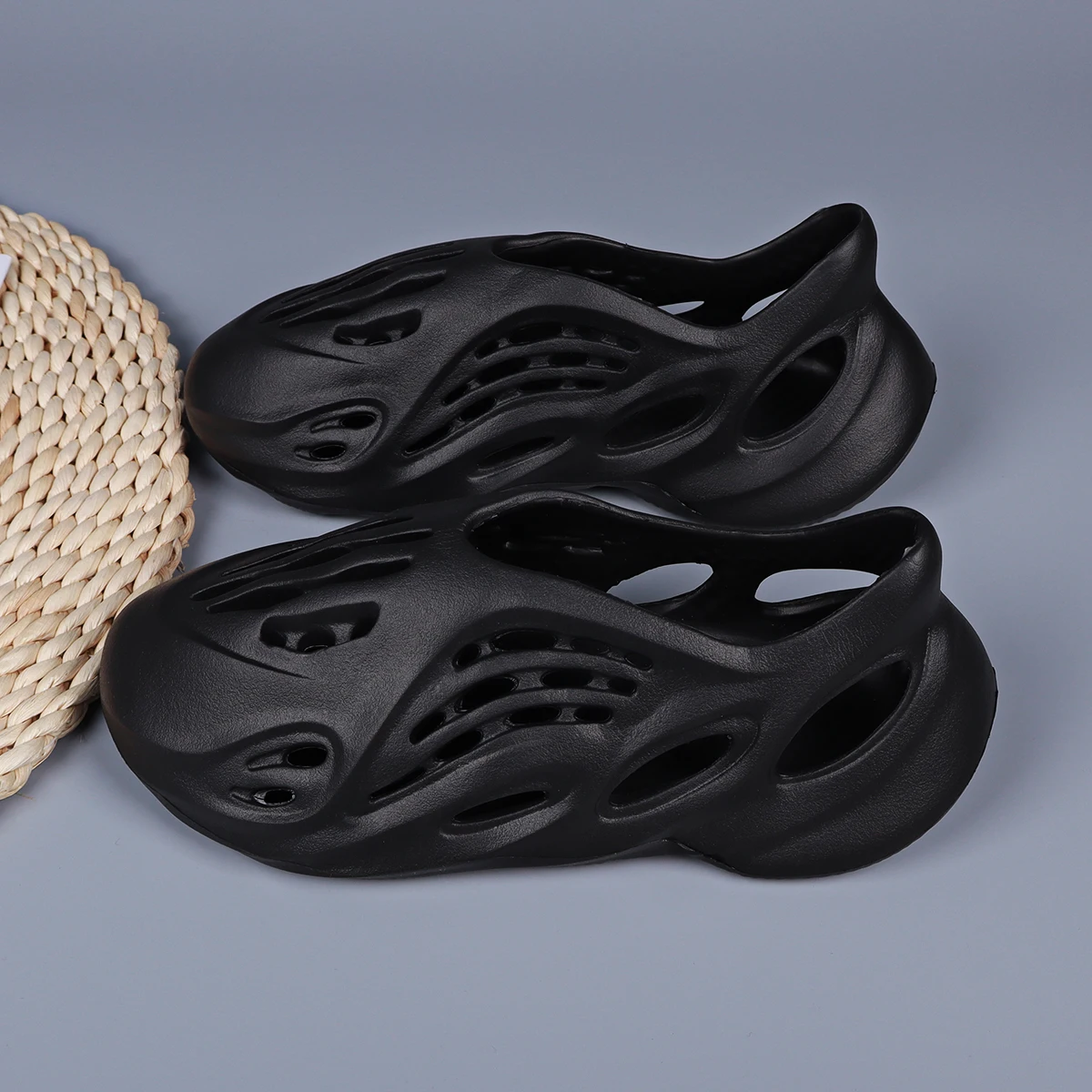 Women Clogs Summer Female Sandals Thick Bottom Home Slides Soft EVA Platform Garden Shoes Beach Sandals Home Slippers 6