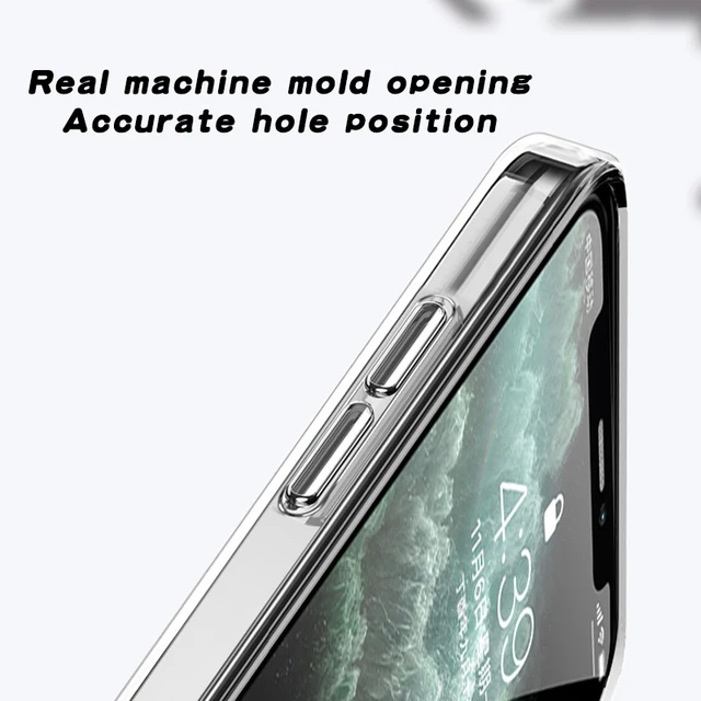 귀여운 산리오 캐릭터들이 디자인된 투명 실리콘 커버