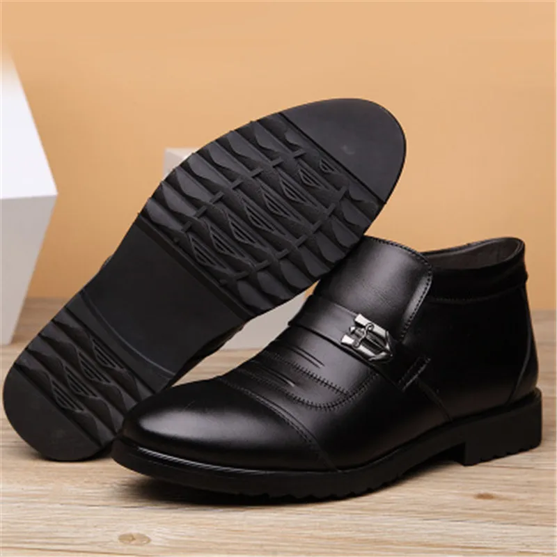 New Genuine Leather Winter Boots Men Winter Shoes Cowhide Leather Warm Shoes Plush Black Chelsea Boots Man Ankle Booties