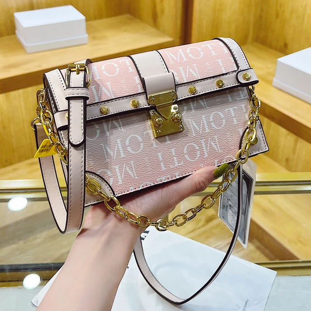 Fashionable Flap Cover Handbag With Letter Print