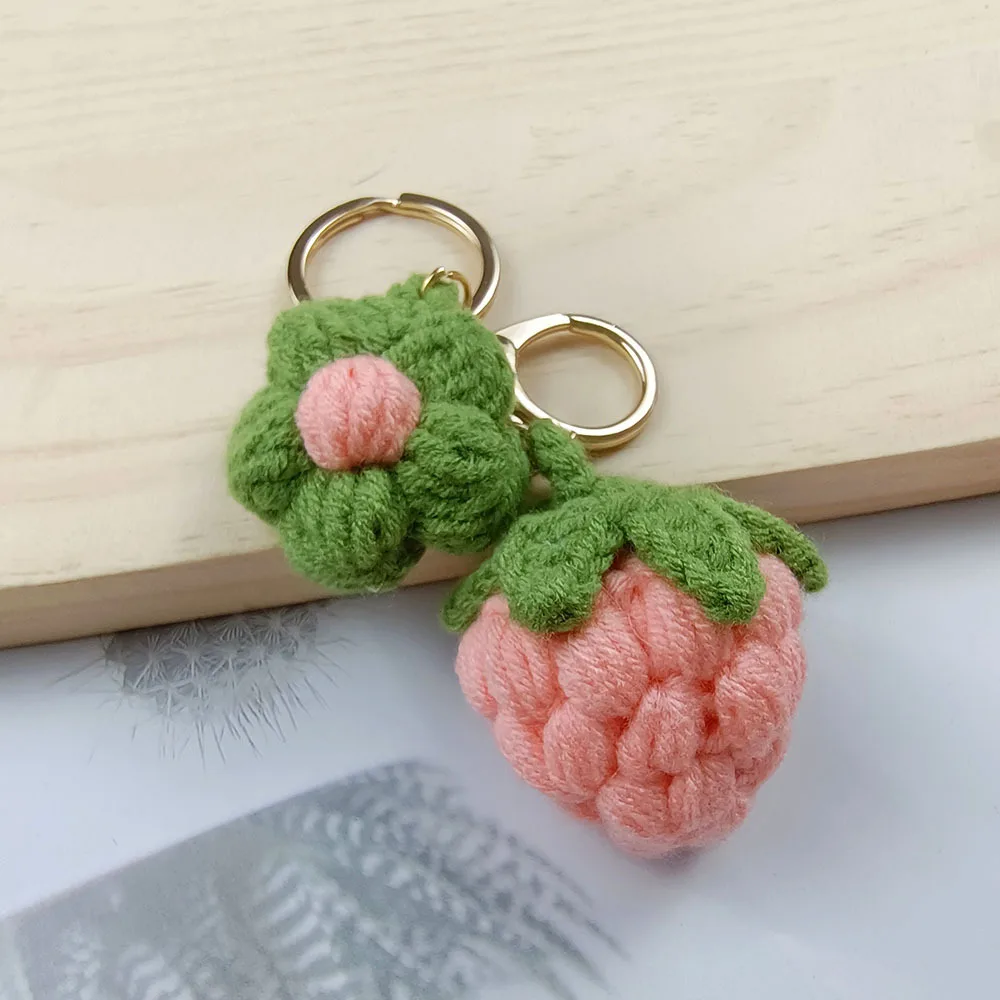 Gestrickte Erdbeer Schlüssel bund für Frauen kreative Strick frucht Puppe  Auto Schlüssel bund niedlichen Schlüssel ring für Schlüssel Zubehör  Großhandel - AliExpress