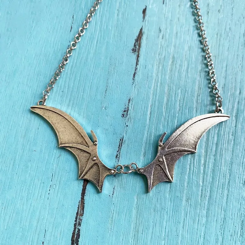 Gothic Vampire Bat Wings Pendant Choker Necklace – Witchy Christmas Gift for Women and Best Friends