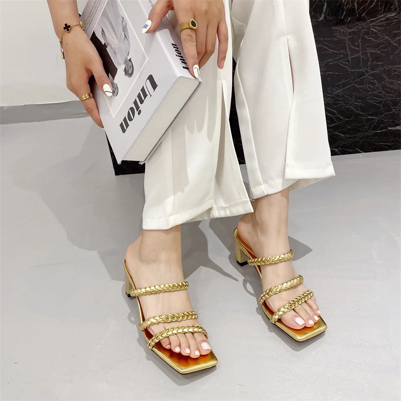 

Summer 2022 Women's Slippers Luxury Elegant Low Shoes For Designer Open Toe Comfortable Chic Point Ladies Shoes Free Shipping