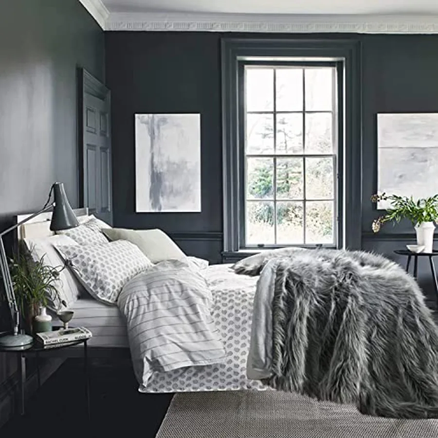 Luxury Faux Fur Blanket King Size Ultra Big Grey and Black High Pile Mixed Faux Fur Throw Blanket Oversized Super Warm Fuzzy El