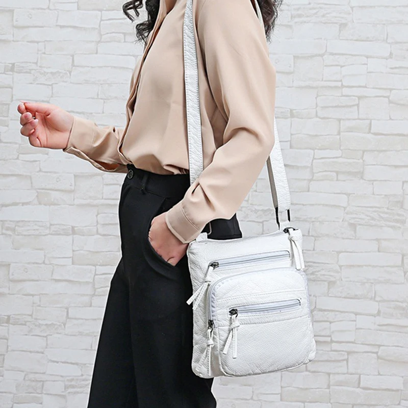 20820 4 in 1 Color-Block Messenger Handbag Large-Capacity Lady Bag(Brown Black)