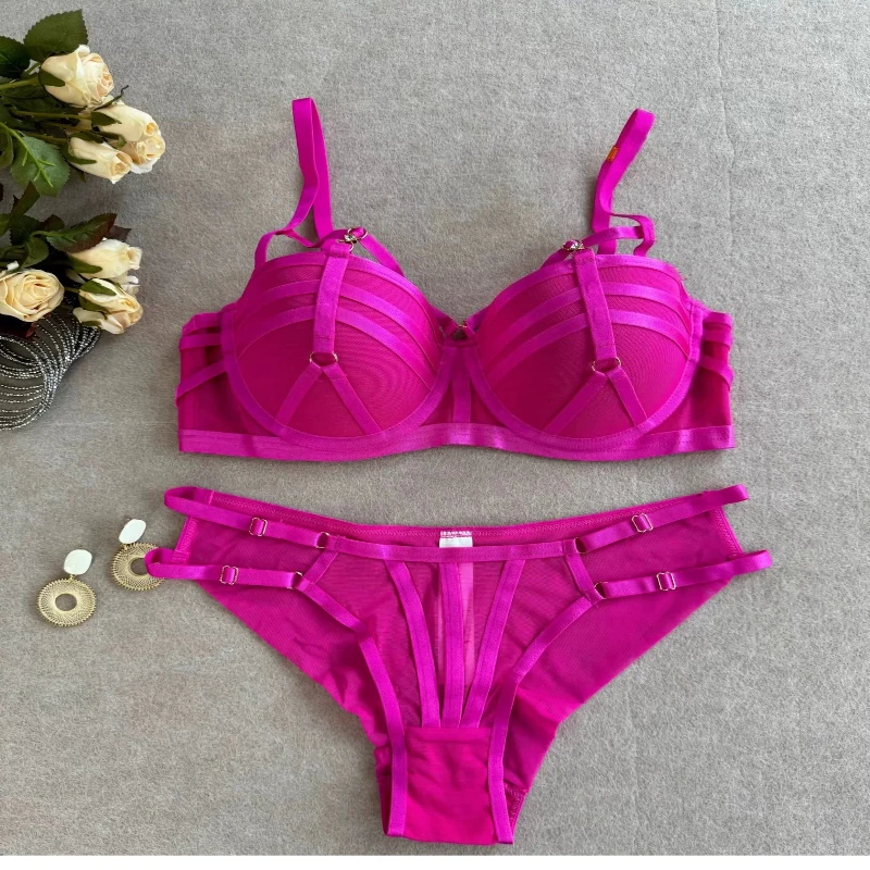 Ensemble de lingerie féminine de style européen, soutien-gorge push-up à armatures souples, avec bretelles, qui esthétise les côtés, confortable pour un usage quotidien