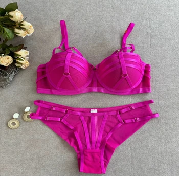 Ensemble de lingerie féminine de style européen, soutien-gorge push-up à armatures souples, avec bretelles, qui esthétise les côtés, confortable pour un usage quotidien